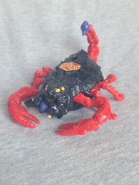 VINTAGE 1993 Bluebird Toys Mighty Max Sting Scorpion Doom Zone Figure Playset!